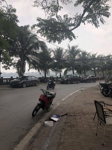 Cần bán biệt thự mặt phố Từ Hoa, lô góc, nhìn thẳng Hồ Tây