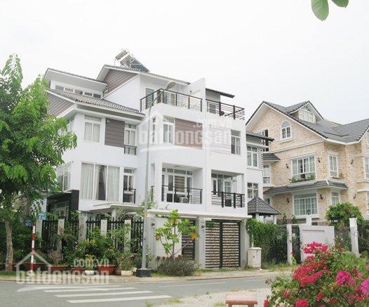 Cần bán nhà mặt phố Thái Hà, dt 39m2, mt 4.1m, vuông vắn, xây 4,5 tầng, đang cho thuê 43tr/th