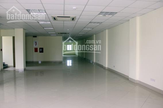 Cần bán nhà mặt phố Nguyễn Văn Cừ, dt 204m2, xây 10 tầng, lh 0913851111
