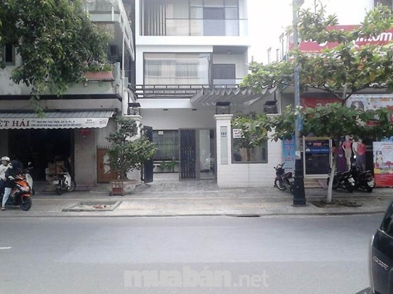 Cần bán nhà lô góc mặt phố Hàng Bông, DT 295m2, MT 8.3m x 30m, xây 5,5 tầng