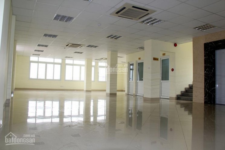 Bán nhà mặt phố Hoàn Cầu, dt 234m2, mt 9.3m, xây 7 tầng, thang máy