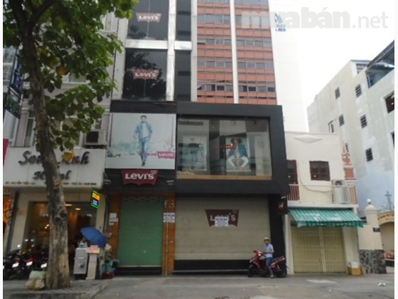 Cần bán nhà mặt phố Hàm Long, DT 176m2, MT 6m, xây 7 tầng thang máy