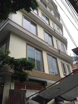 Cần bán nhà mặt phố Phố Huế, DT 76m2, 10 tầng thang máy, giá bán 44 tỷ, sổ đỏ chính chủ. 